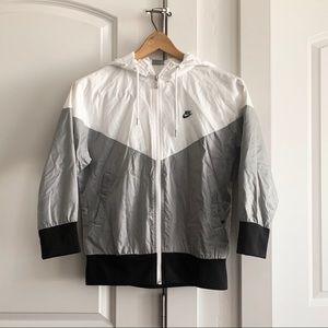 Nike 3/4 sleeve jacket